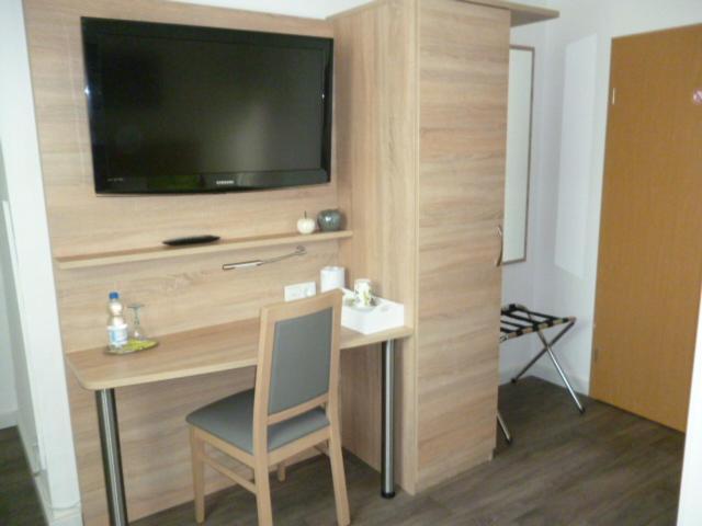 Hotel Garni Haus Schoenberger Heiligenhaus Bagian luar foto